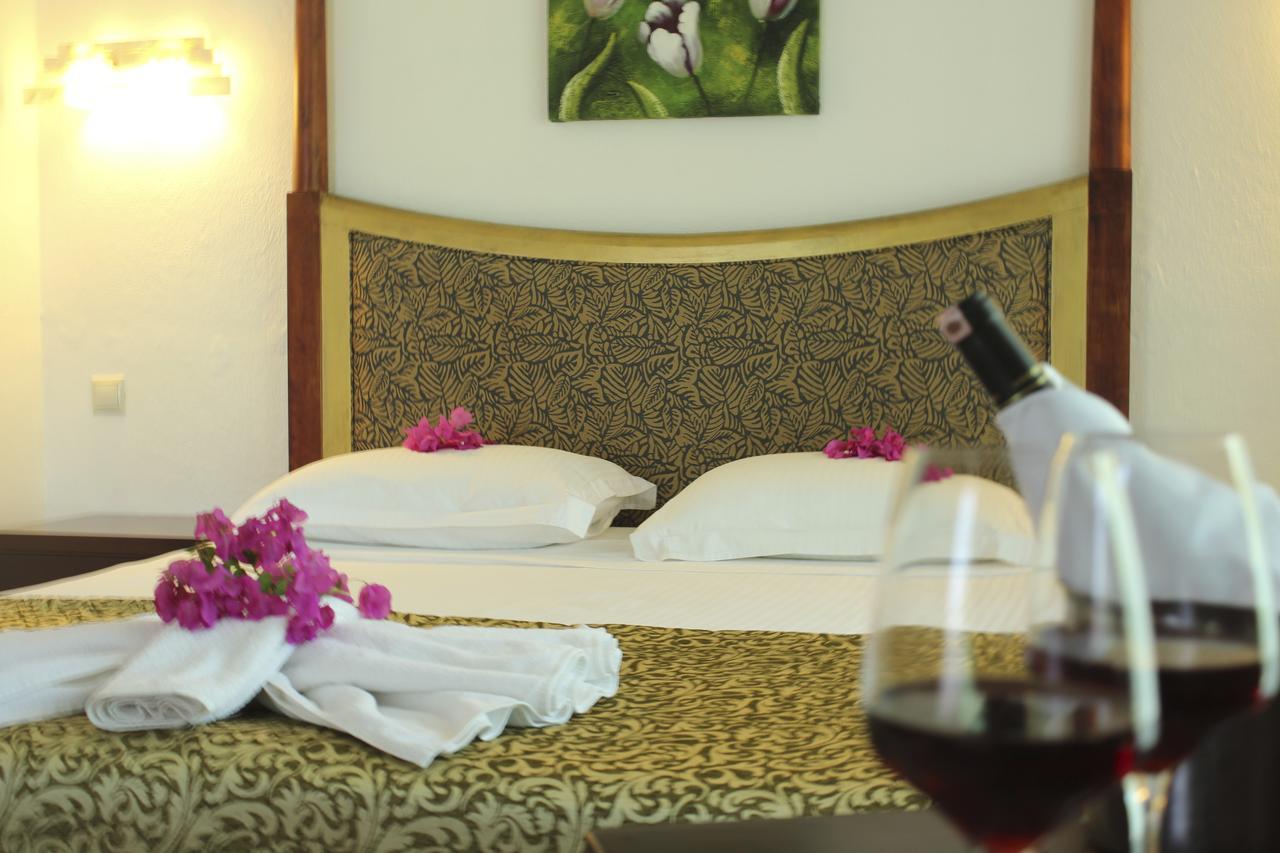 Hotel Ekincik Luaran gambar